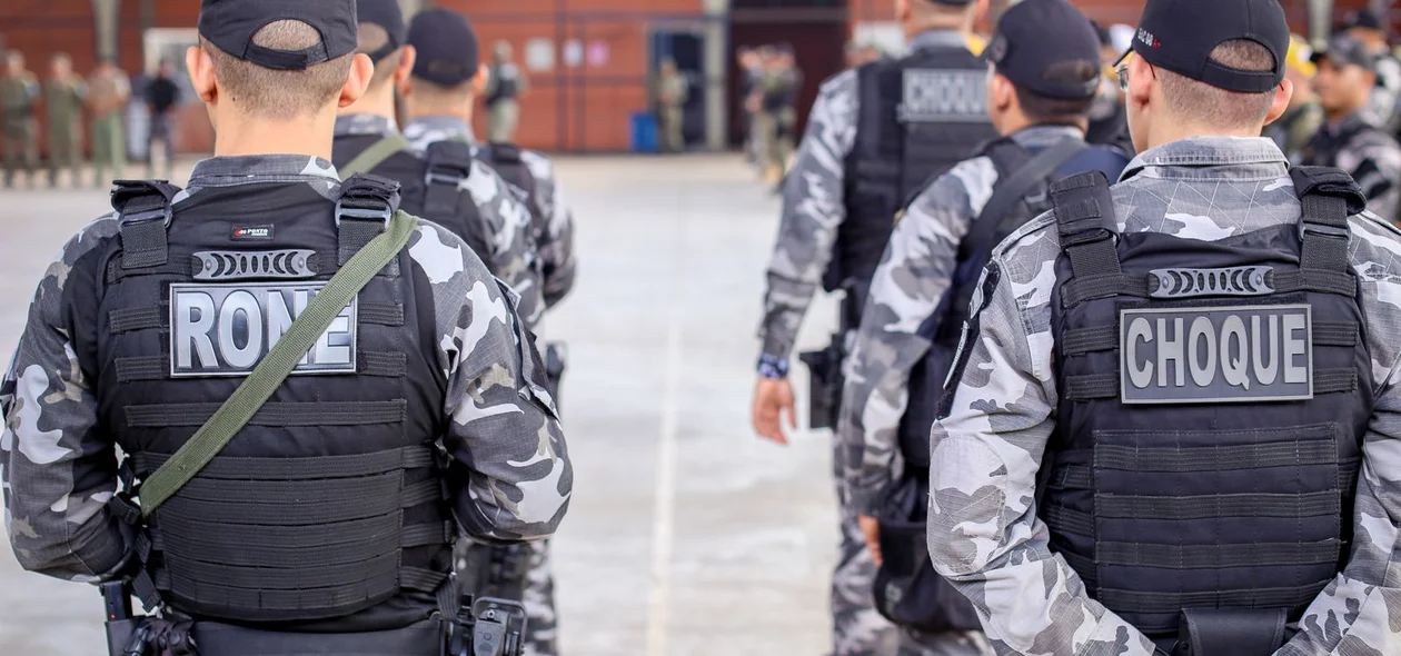 Policiais do Choque e da Rone
