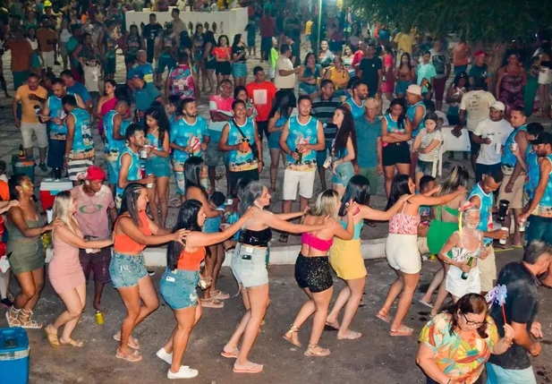 Populares se divertem durante JP Folia 2024