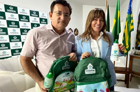 Prefeitura de Esperantina vai entregar kits escolares para alunos