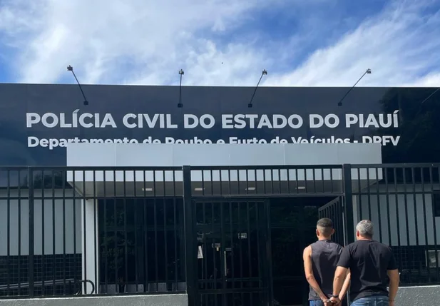 Prisão realizada pelos policiais do DRFV