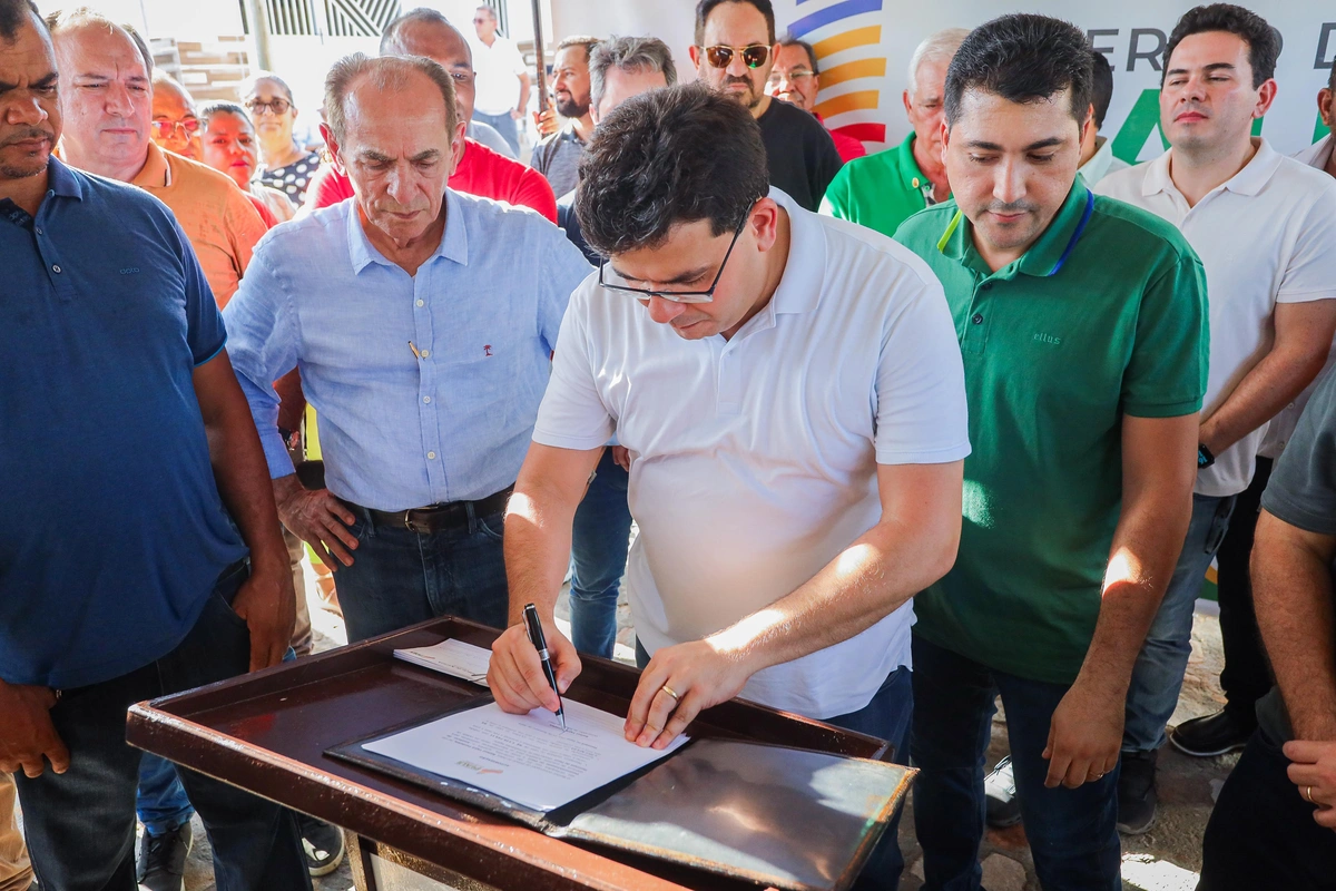 Rafael Fonteles autoriza implantação de sistema adutor em Jaicós
