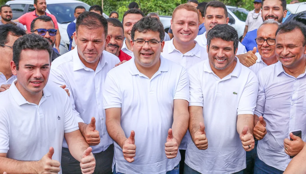 Rafael Fonteles visita obras