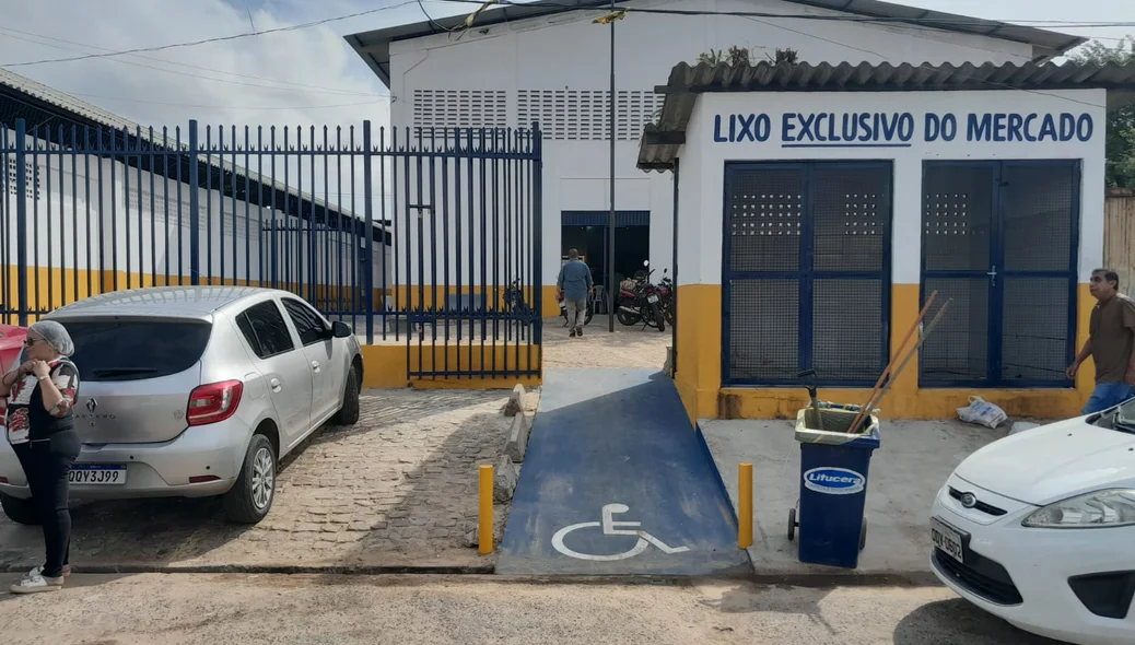 Toda área do Mercado da Vermelha revitalizada