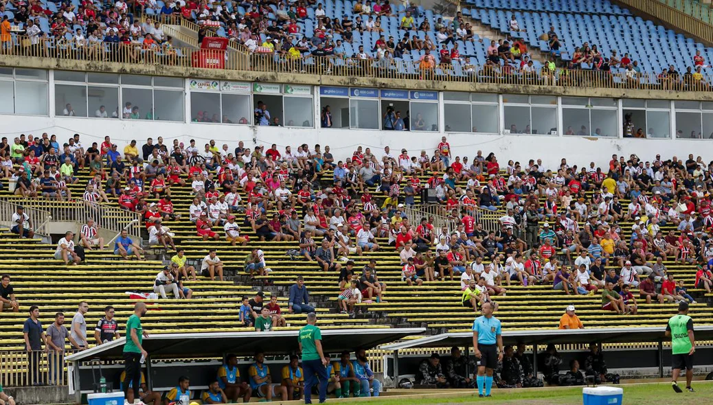 Torcida compareceu ao estádio
