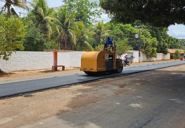 Trecho em obras da Avenida Camilo Filho