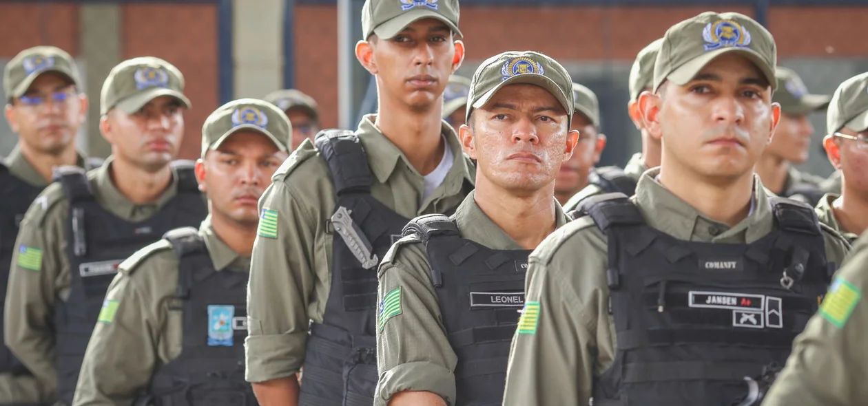 Tropa da Polícia Militar para fazer a segurança dos foliões no Interior do Piauí durante o carnaval