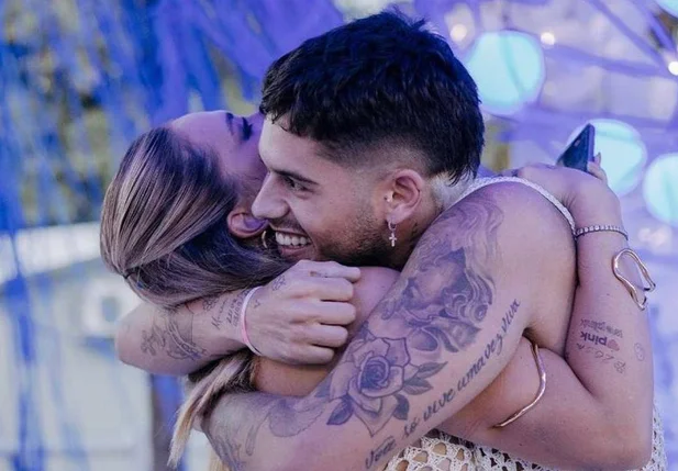 Virginia Fonseca e Zé Felipe durante chá revelação