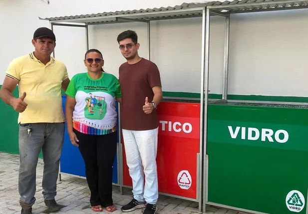 a E. M. Maria Pinheiro de Castro foi contemplada