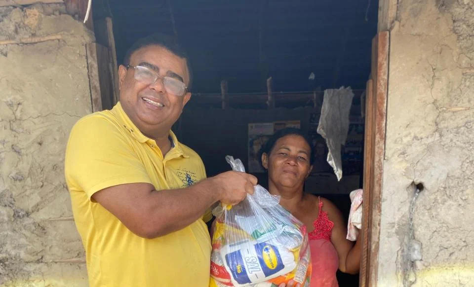 A entrega foi feita para familías mais carentes