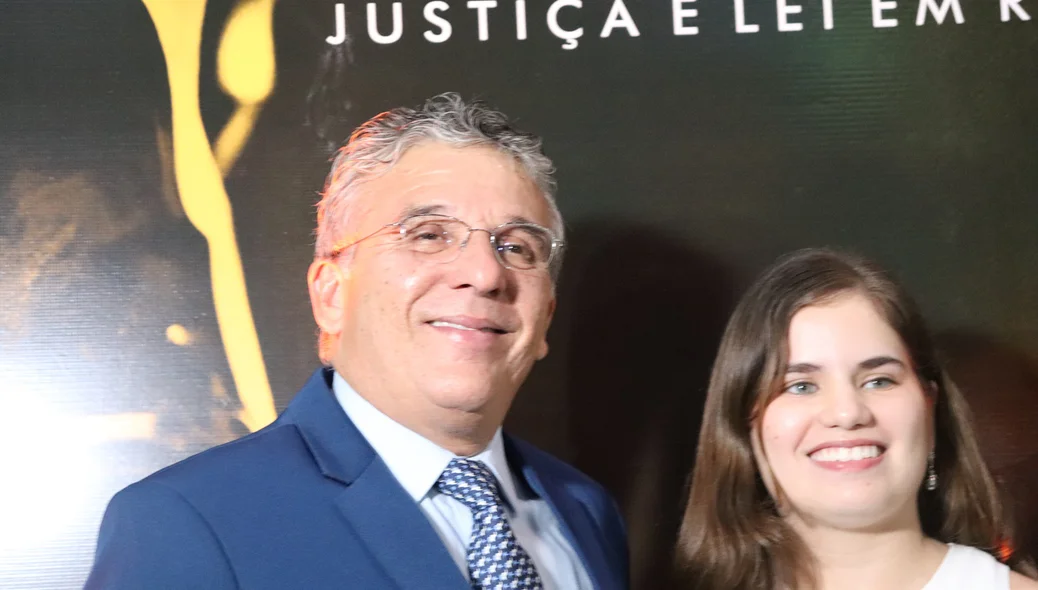 Advogado Nelson Nery no lançamento da revista