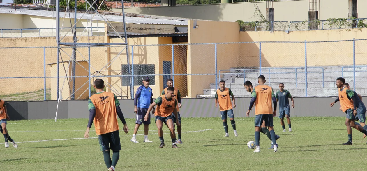 Altos se prepara para jogo contra o Sport