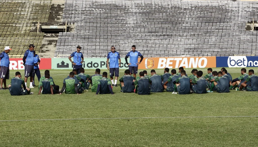 Altos se reapresenta para duelo contra o CBR pela Copa do Nordeste 2024