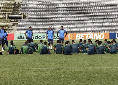 Altos se reapresenta para duelo contra o CBR pela Copa do Nordeste 2024