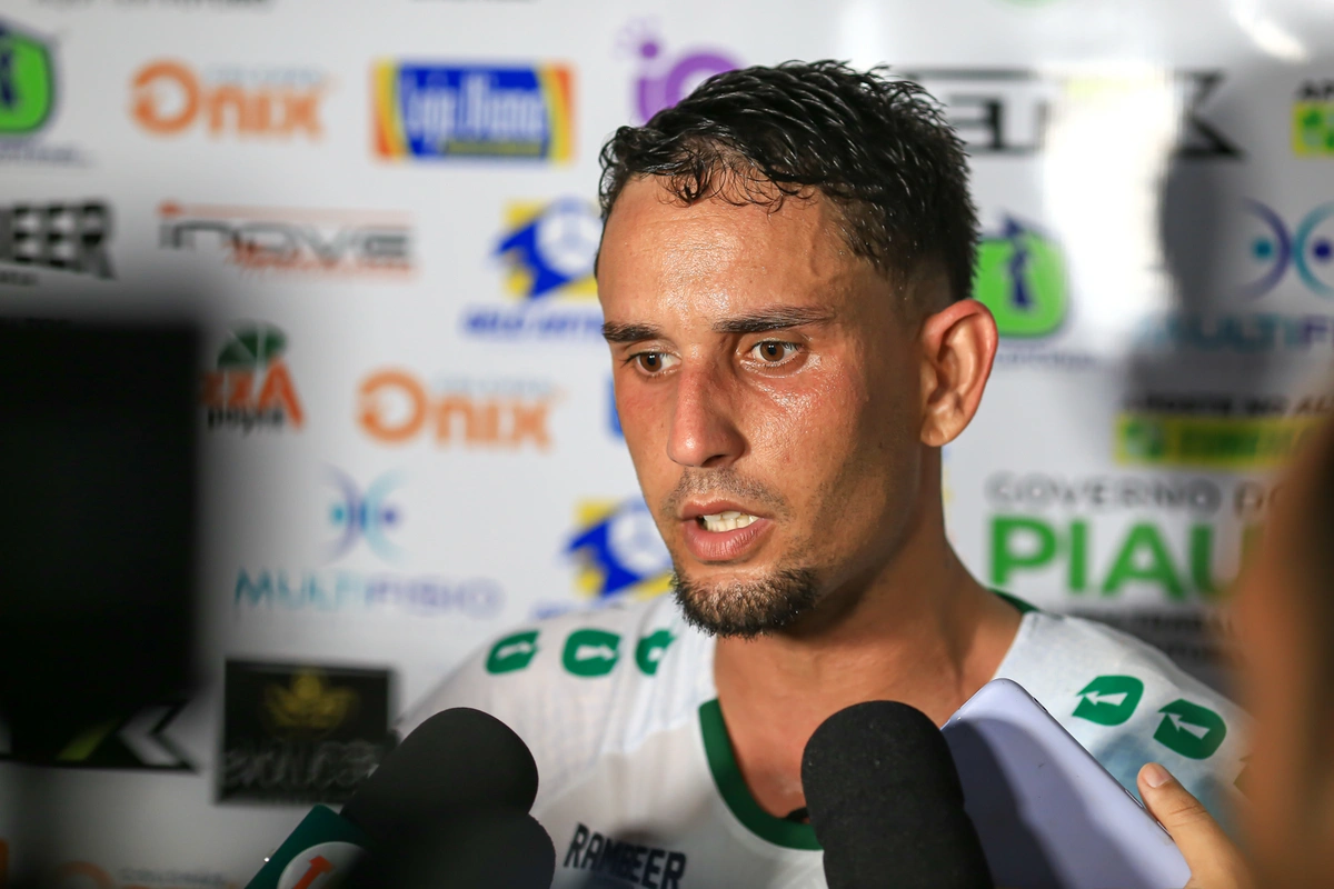 Arlan , capitão do Altos