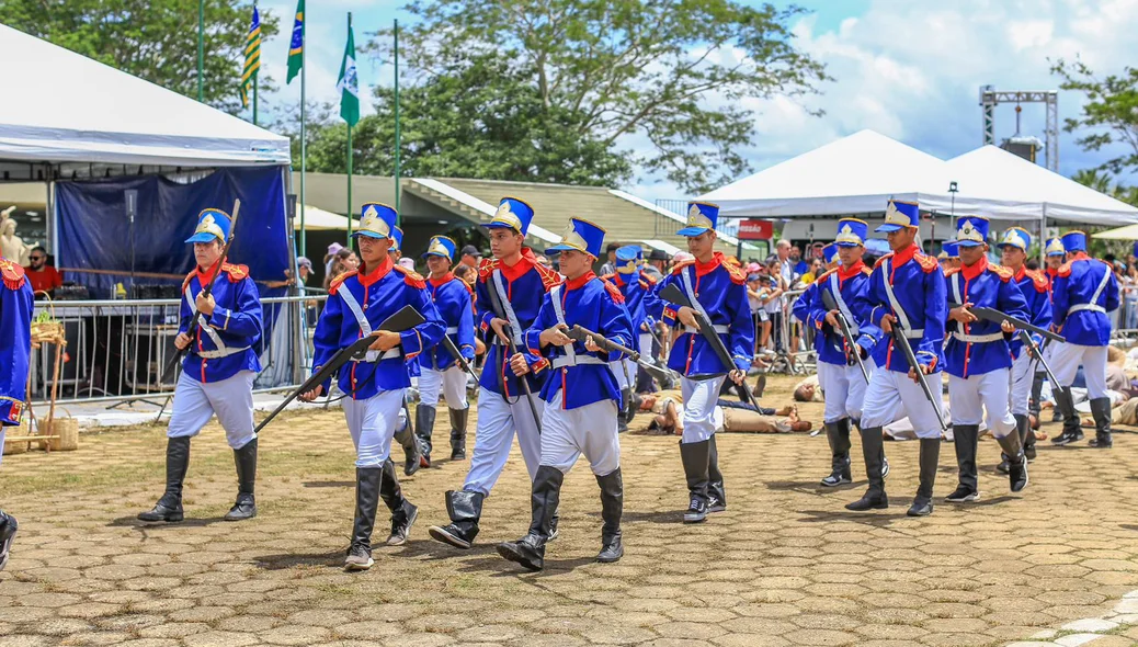 Atores interpretando soldados portugueses