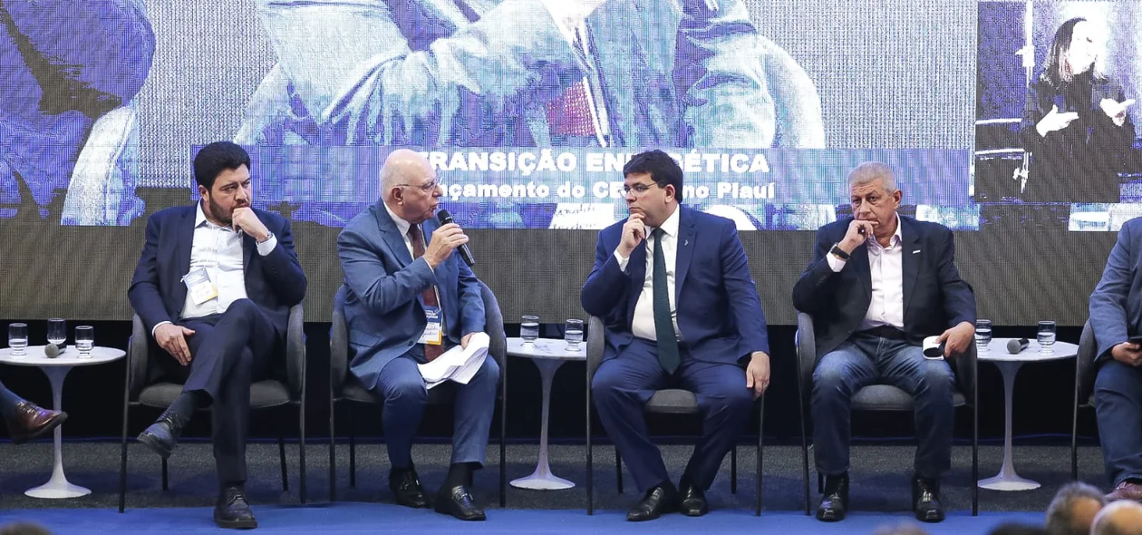 Autoridades no debate