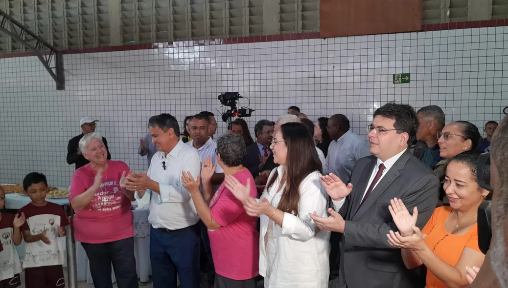 Autoridades presentes no evento