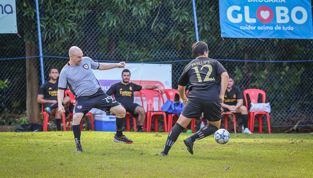 Competição de futebol entre médicos