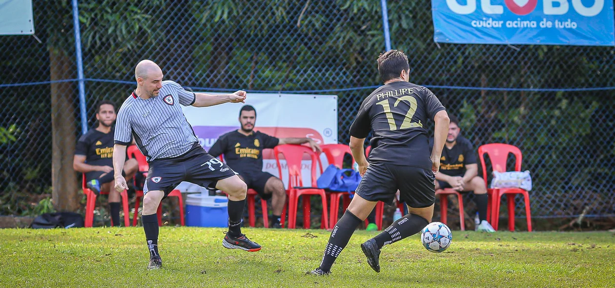 Competição de futebol entre médicos