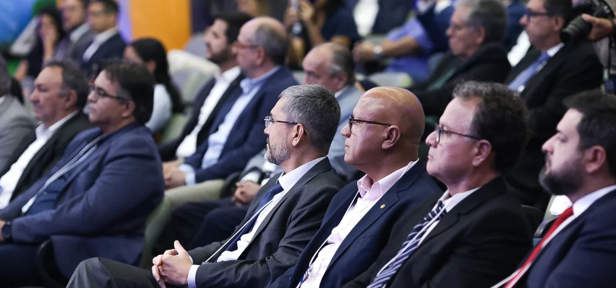 Discussão sobre produção de energias renováveis no Piauí