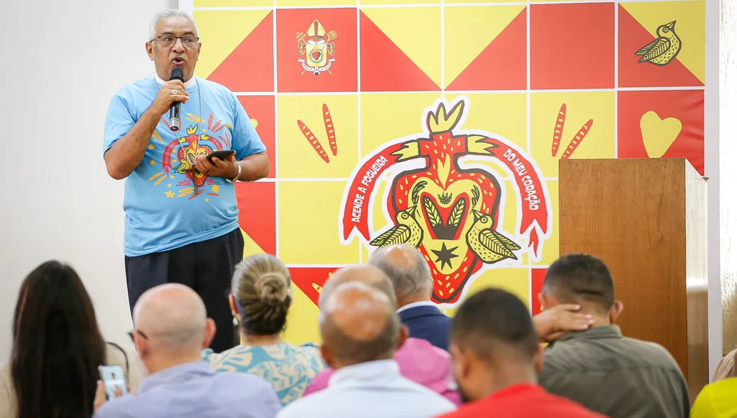 Dom Juarez falando sobre a caminhada da fraternidade