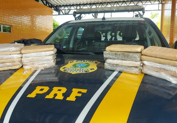 Droga apreendida em Floriano