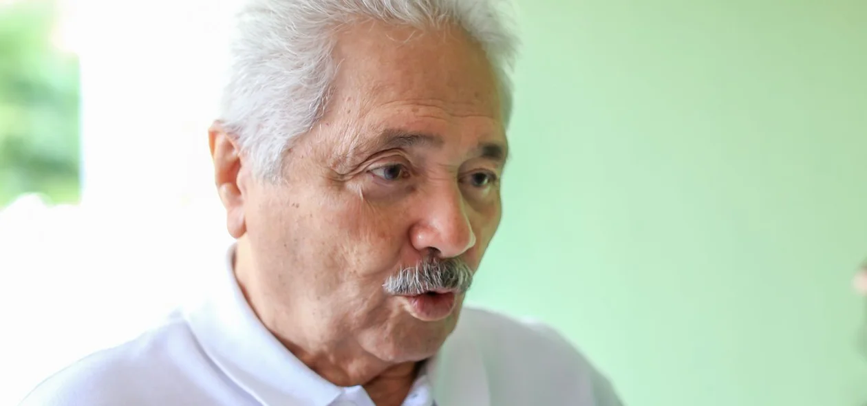Elmano Férrer