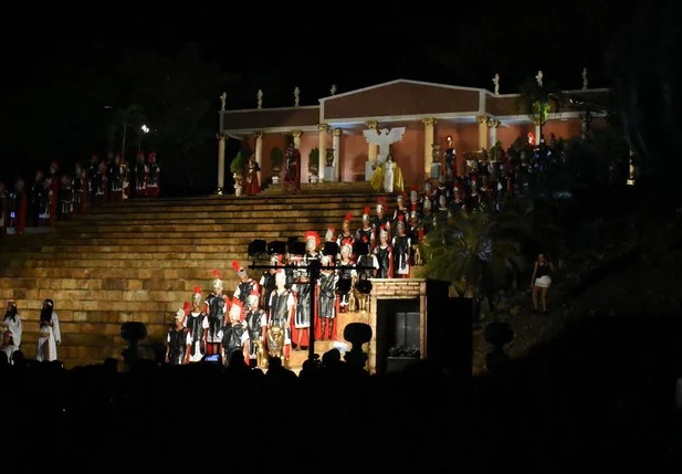 Encenação da Paixão de Cristo em Floriano