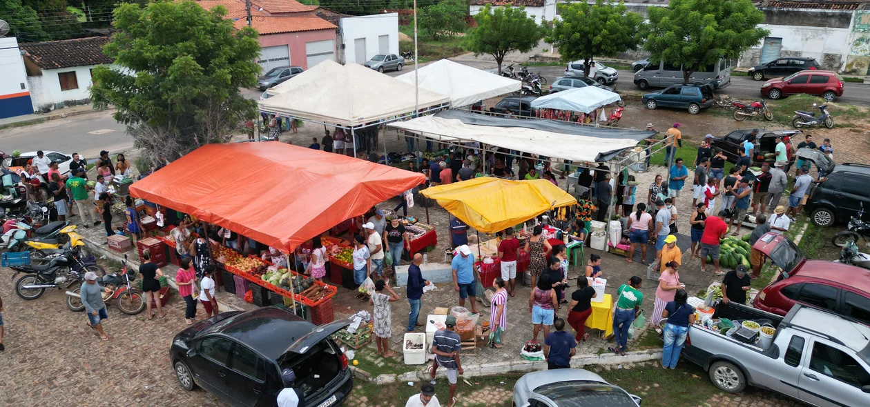 Feira incentiva empreendedorismo e economia em Curimatá