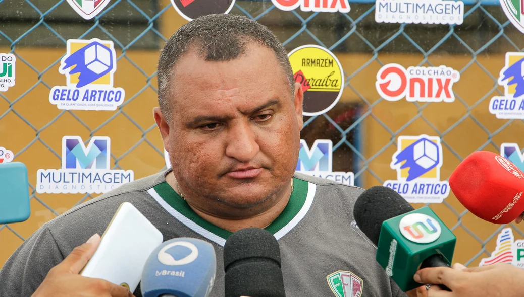 Higor César, técnico do Fluminense-PI