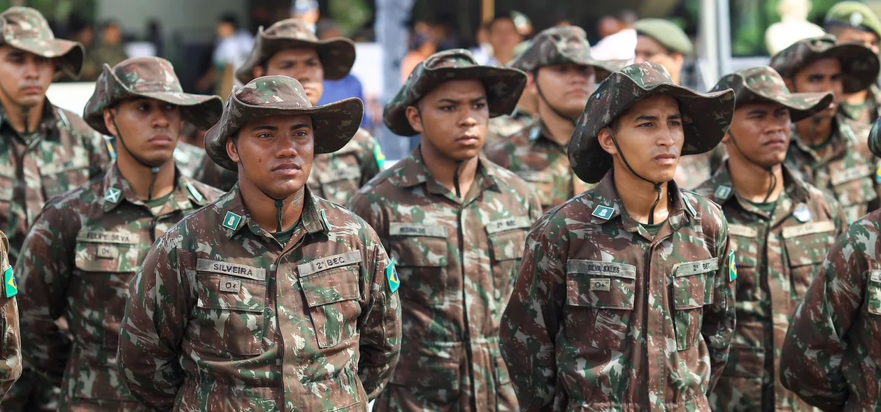 Homens do Exército Brasileiro