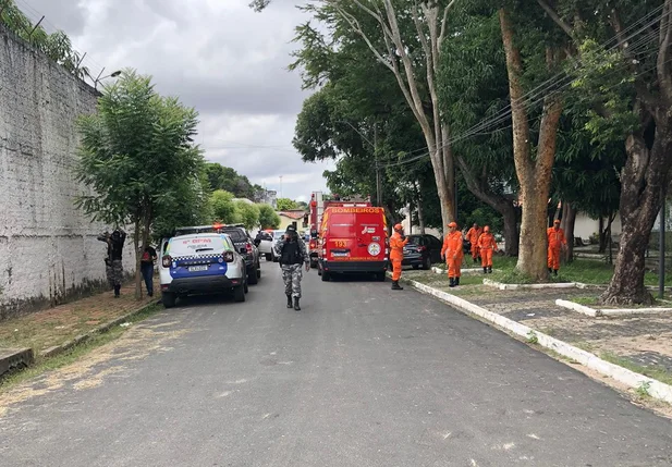 Internos realizam rebelião no Centro Educacional Masculino em Teresina