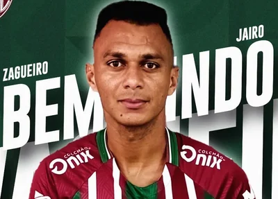 Jairo, zagueiro do Fluminense-PI