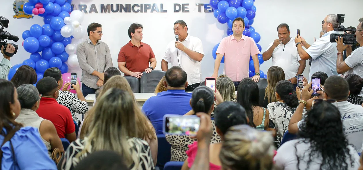 John Wallace se filia ao PDT em Teresina