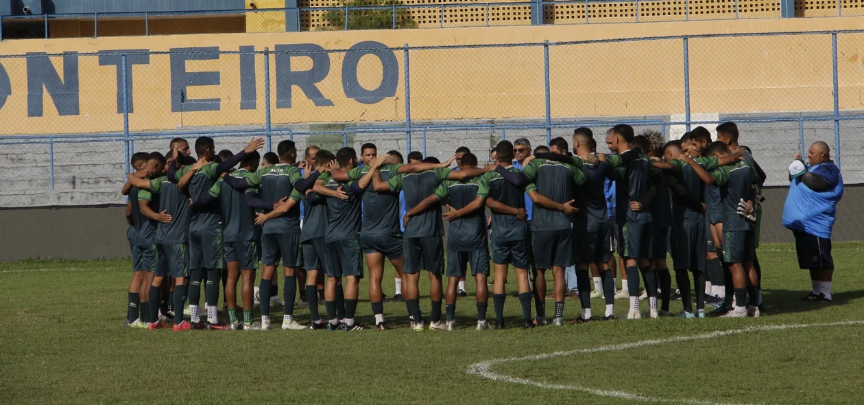 Jogadores do Altos reunidos