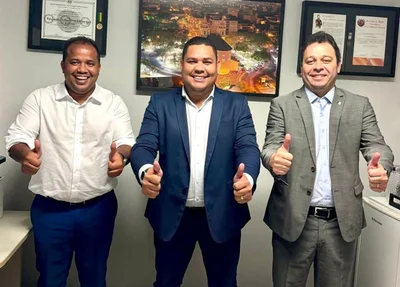 John Wallace antecipa saída e do PT e vai para o PDT