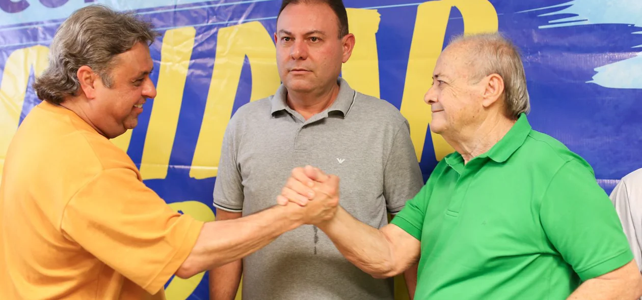 Julio Arcoverde ao lado de Jeová Alencar e Silvio Mendes