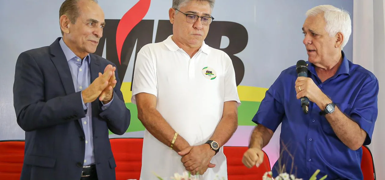 Marcelo Castro, João Madison e Themístocles durante evento de filiação