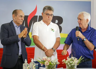 Marcelo Castro, João Madison e Themístocles durante evento de filiação