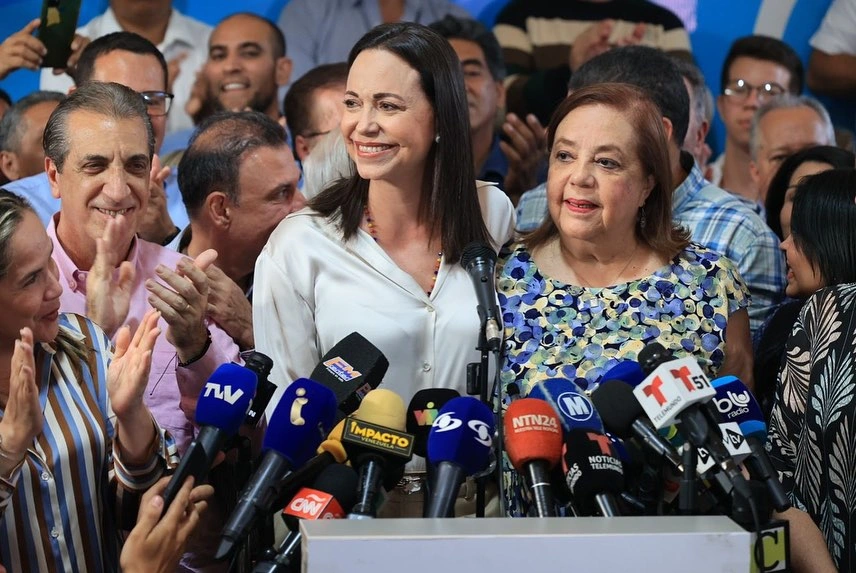 María Corina e Corina Yoris
