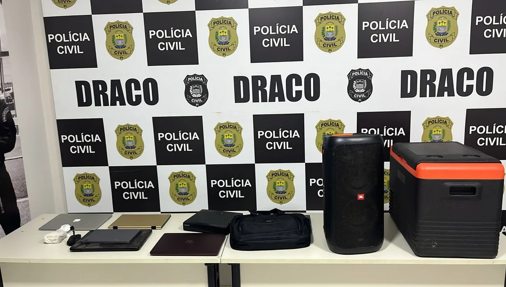 Material apreendido na Operação Confractus