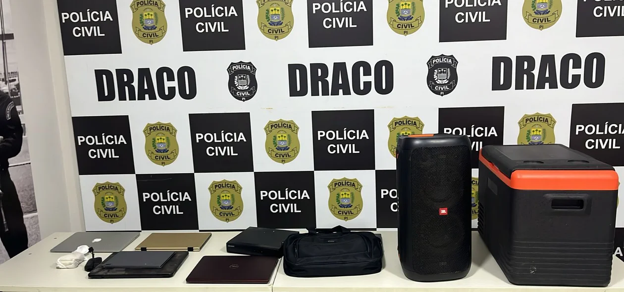 Material apreendido na Operação Confractus