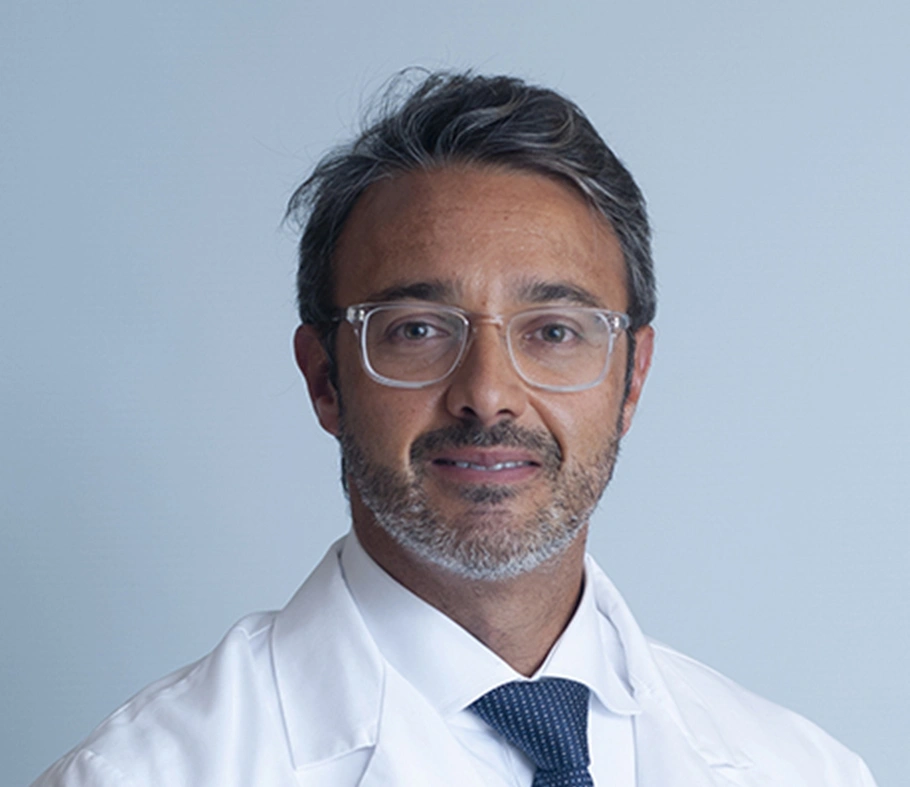 Médico brasileiro Leonardo Riella