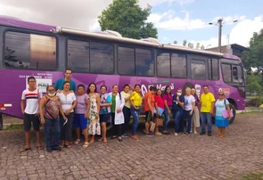 Ônibus Lilás leva ações ao bairro Lourival Parente em Teresina