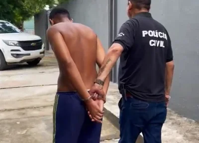 Papa alma sendo conduzido pela Polícia Civil