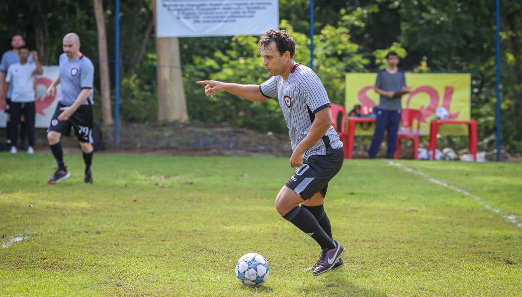 Partida de futebol organizada por médicos de Teresina