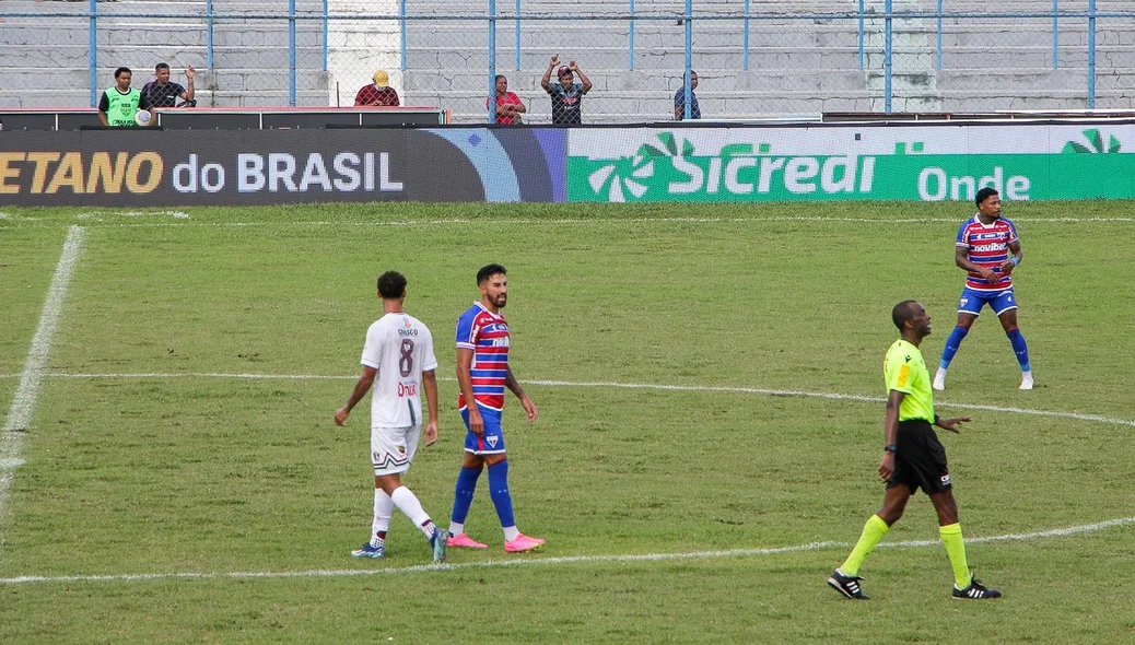 Partida entre Fluminense-PI e Fortaleza foi retomada no dia seguinte