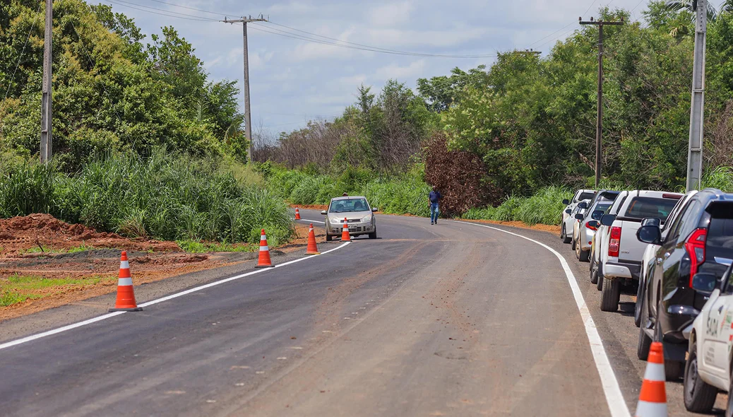 Pavimentação asfáltica da rodovia PI 354