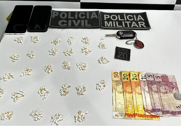 Polícia apreendeu 281 trouxinhas de substância análoga ao crack