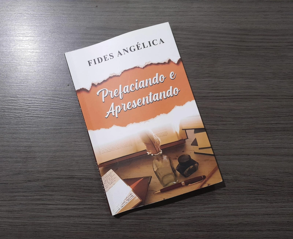 "Prefaciando e Apresentando", primeiro livro de Fides Angélica como presidente da Academia Piauiense de Letras